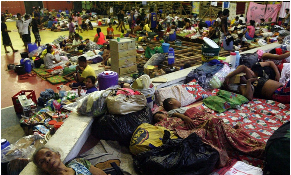 Cận cảnh siêu bão Haiyan tàn phá Philippines (14)