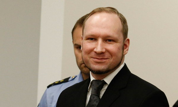 
Gã khủng bố Anders Behring Breivik.
