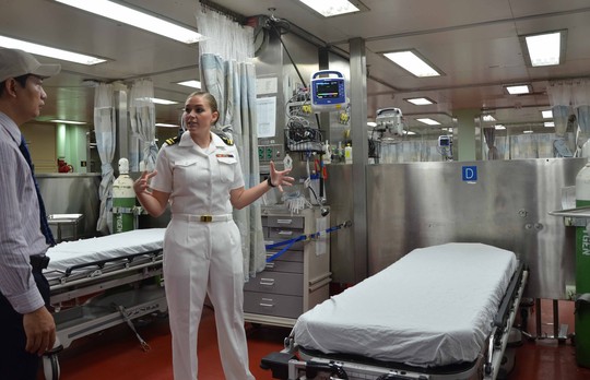 1000 giường điều trị được trang bị trên tàu bệnh viện USNS Mercy