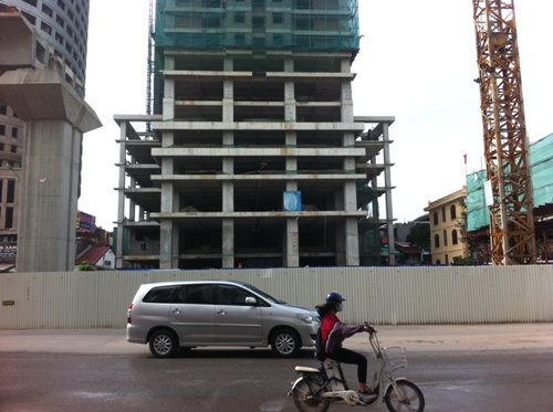 Công trình nhìn từ mặt đường Trần Phú
