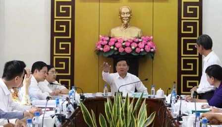 
Bí thư Thành ủy TP HCM Đinh La Thăng làm việc với lãnh đạo quận 1
