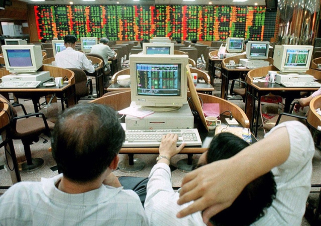 
Cuộc khủng hoảng tài chính năm 1997 đã khiến nhiều nước châu Á điêu đứng. Ảnh: GoHighBrow.com
