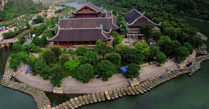 Dự kiến 20 chiếc ô tô xin miễn thuế nhập khẩu hoạt động trong khu du lịch sinh thái Tràng An - chùa Bái Đính