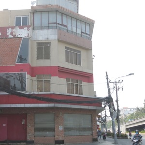 
Cửa hàng Burger King tại số 1B – 1B1 đường Cộng Hòa phường 4 quận Tân Bình TPHCM đã thông báo đóng cửa.
