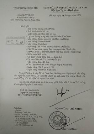 
Văn bản giới thiệu chữ ký của Thủ tướng Chính phủ Nguyễn Xuân Phúc
