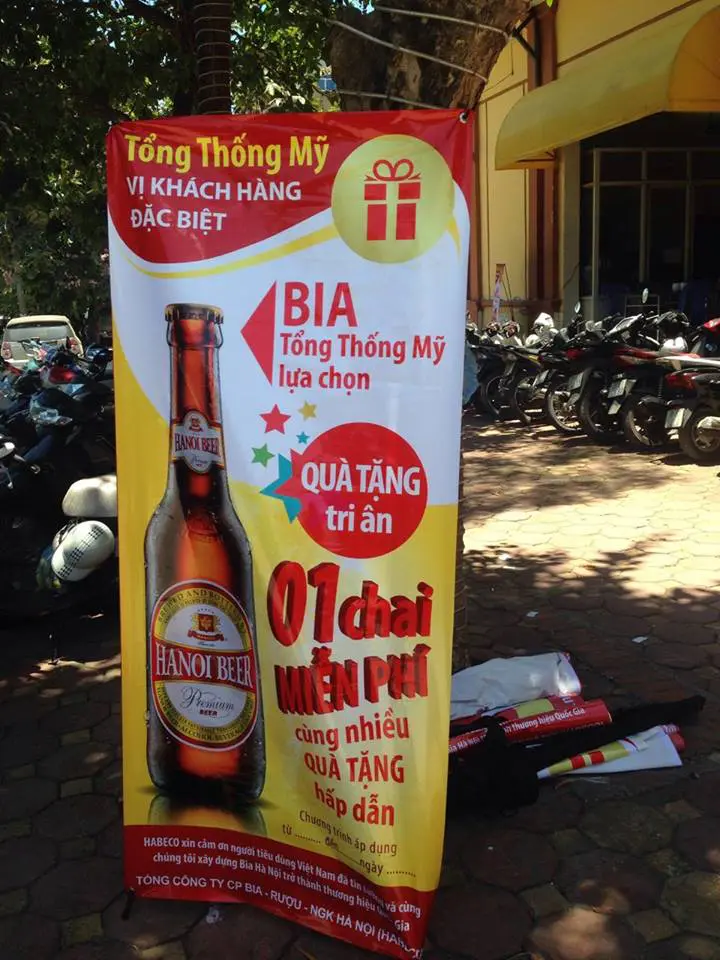 
Habeco đang triển khai chiến dịch PR rầm rộ tại các quán bia trên địa bàn Hà Nội
