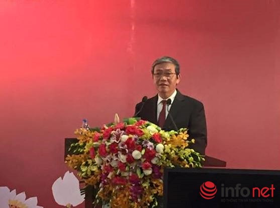 Ông Đinh Thế Huynh, Ủy viên Bộ Chính trị, Bí thư Trung ương Đảng, Trưởng Ban Tuyên giáo Trung ương phát biểu tại buổi họp báo.
