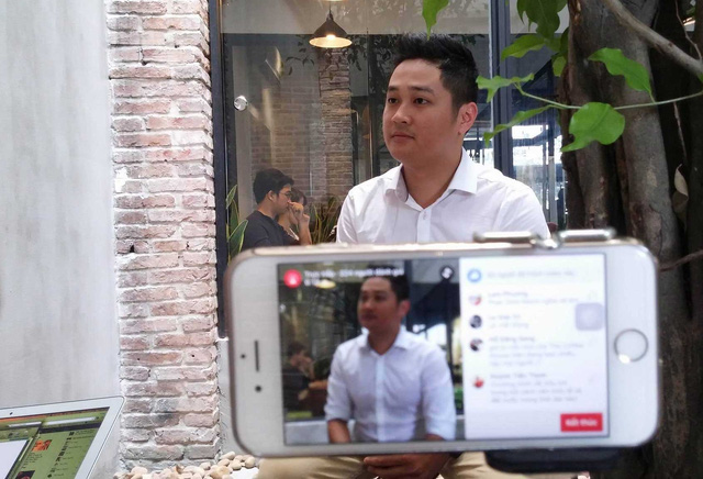 
Live stream với anh Võ Duy Phú - Giám đốc Marketing The Coffee House.
