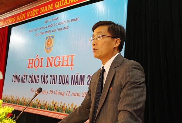  Thứ trưởng Bộ Tư pháp Nguyễn Khánh Ngọc