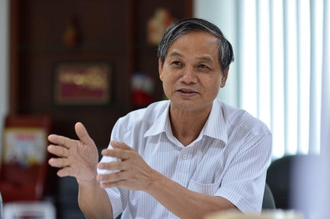
Ông Đỗ Thanh Lam – phó cục trưởng Cục QLTT Bộ Công thương phát biểu trong buổi tọa đàm Phân bón giả - tác hại thật sáng 15-6 tại tòa soạn báo Tuổi Trẻ - Ảnh: QUANG ĐỊNH
