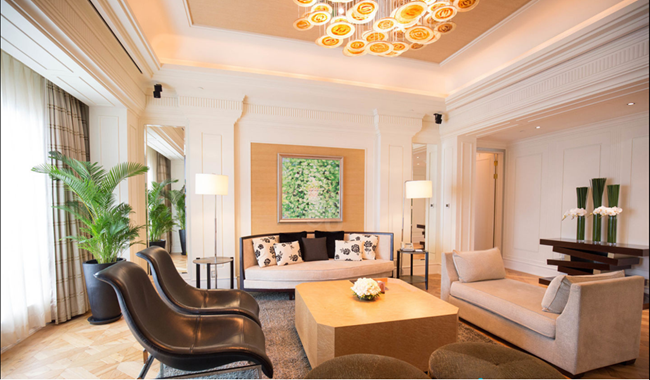 Phòng tổng thống nằm trên tầng 20 của khách sạn Intercontinental Asiana Saigon, thuộc quận 1 trung tâm Sài Gòn.
