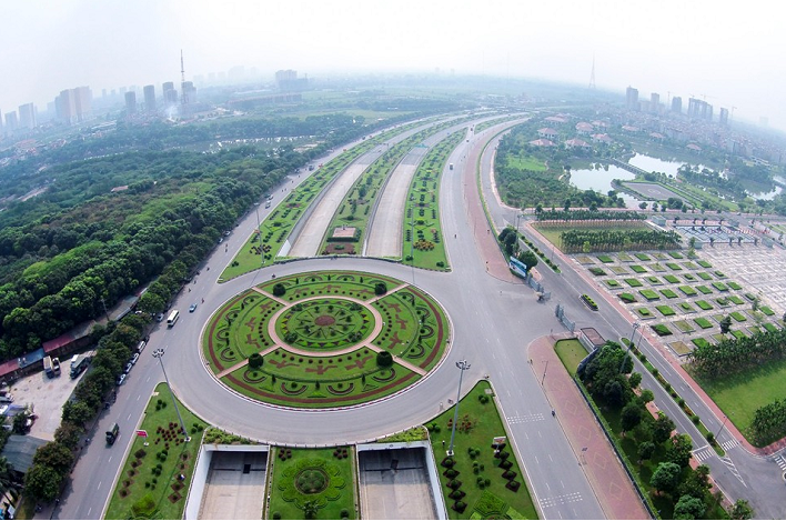 
Đại lộ Thăng Long (cao tốc Láng - Hòa Lạc) được bàn giao ngày 3/10/2010 nhân kỷ niệm 1000 năm Thăng Long - Hà Nội. Đây là tuyến cao tốc nối trung tâm Hà Nội với quốc lộ 21A cũ, nay là điểm đầu của đường Hồ Chí Minh.
