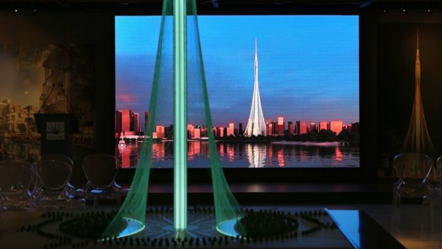 
Chủ tịch tập đoàn Emaar, ông Mohamed Alabbar cho biết, tòa tháp mới trị giá khoảng 1 tỉ USD và sẽ cao hơn tòa Burj Khalifa một bậc.
