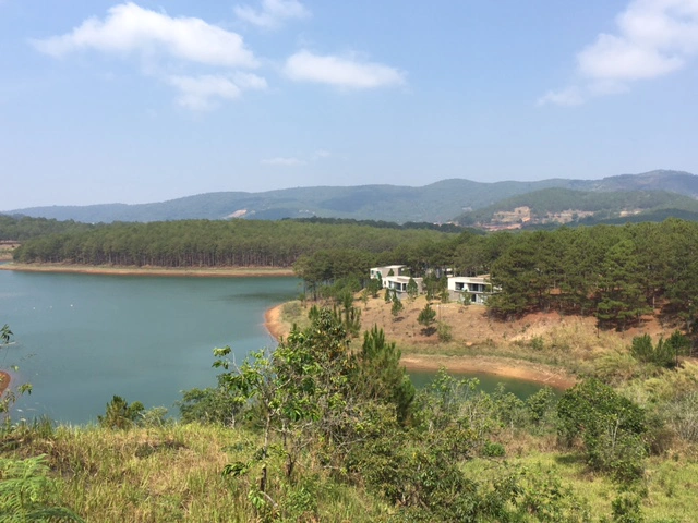
Khu Dự án nghỉ dưỡng Terracotta ven Hồ Tuyền Lâm của doanh nhân Nguyễn Tiến Thành
