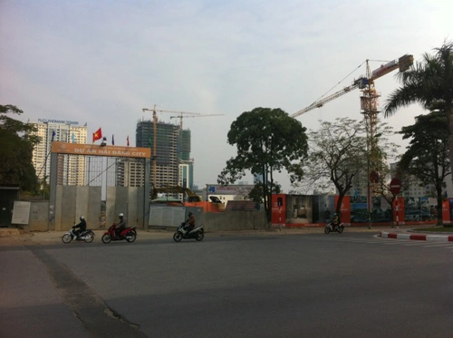 Ngã Tư Hàm Nghi - Nguyễn Cơ Thạch nơi dự án tọa lạc