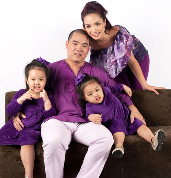 Gia đình hạnh phúc của Thúy Hạnh - Minh Khang.