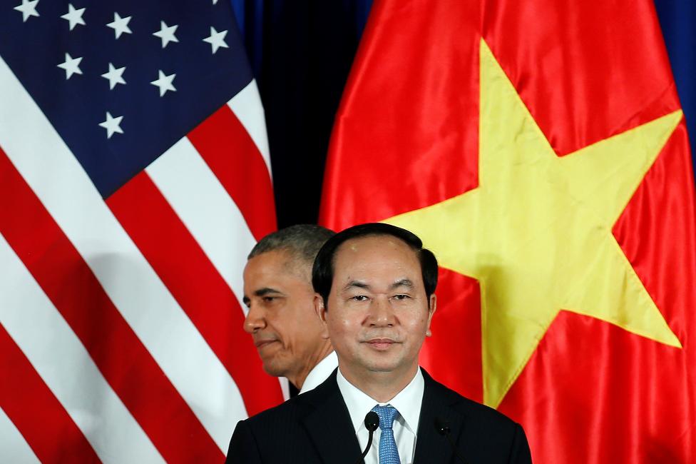 
Tổng thống Obama tham dự hội đàm với Chủ tịch nước Trần Đại Quang. Ảnh: REUTERS/Carlos Barria
