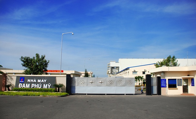 Nhà máy đặt tại Khu công nghiệp Phú Mỹ, tỉnh Bà Rịa Vũng Tàu, cách TPHCM khoảng 50 km.
