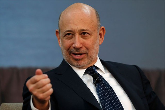 8. Lloyd Blankfein</p></div><div></div></div><p> </p><p><i>Chức vụ: Giám đốc điều hành (CEO) ngân hàng Goldman Sachs</i></p><p>Dưới sự lãnh đạo của Lloyd Blankfein, Goldman Sachs tiếp tục dẫn trước các đối thủ lớn với khoảng cách xa. Trong 8 tháng đầu năm nay, ngân hàng này tư vấn cho số thương vụ mua bán và sáp nhập (M&A) với tổng trị giá 760 tỷ USD, trong khi đối thủ gần nhất mới đạt 500 tỷ USD.</p><p>Mới đây, Blankfein tiết lộ ông đang được điều trị bệnh ung thư máu, nhưng tuyên bố sẽ tiếp tục lãnh đạo Goldman Sachs.
