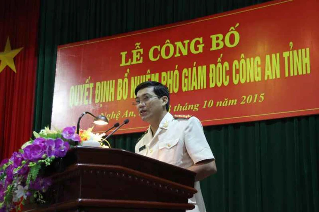 
Đồng chí Đại tá Lê Khắc Thuyết - Phó Giám đốc Công an Nghệ An phát biểu nhận nhiệm vụ
