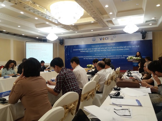 
Tọa đàm “Doanh nghiệp (DN) Việt Nam và một số vấn đề thực thi quyền sở hữu trí tuệ”  do VCCI phối hợp với Bộ KHCN và Liên minh phần mềm (BSA) tổ chức sáng 20.4 tại Hà Nội 

