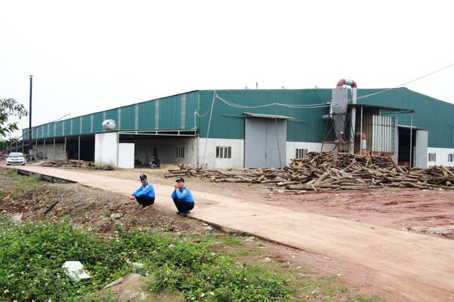 
Công ty cổ phần thế giới gỗ Việt Nam - nơi có hơn 200 công nhân nghỉ việc đồng loạt - Ảnh: Doãn Hòa
