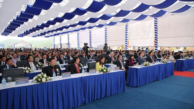 Hơn 1.000 đại biểu và quan khách tham dự Lễ khởi công. 