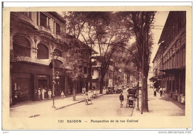 Đường Catinat (hiện là Đồng Khởi) năm 1920. Đây là con đường sang trọng nhất Sài Gòn thời thuộc Pháp dành cho giới thượng lưu - Ảnh tư liệu