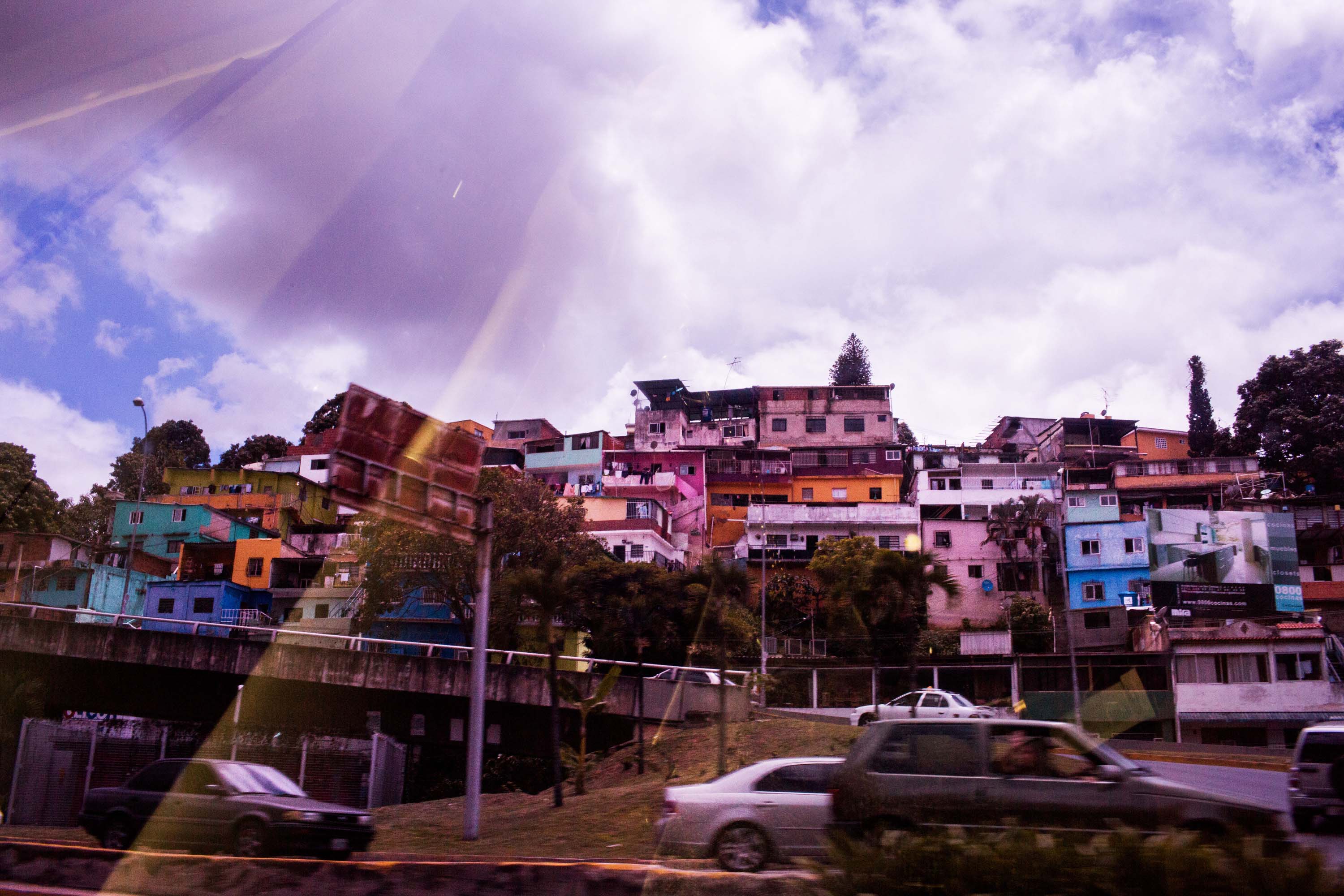 "Ác mộng" khi đi mua sắm ở Venezuela