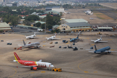 Cục Hàng không yêu cầu không sửa chữa sân bay Tân Sơn Nhất từ 10-4 đến 25-6