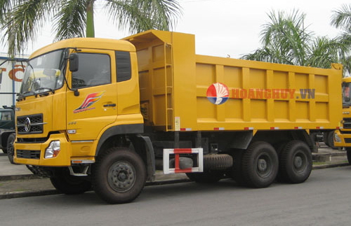 Hoàng Huy chuyên về nhập khẩu và phân phối các dòng xe tải hạng trung và hạng nặng