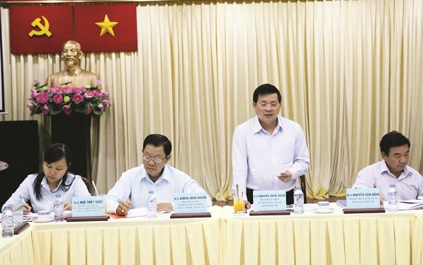 
Ông Nguyễn Toàn Thắng, Giám đốc Sở TN-MT TP.HCM, phát biểu chỉ đạo.
