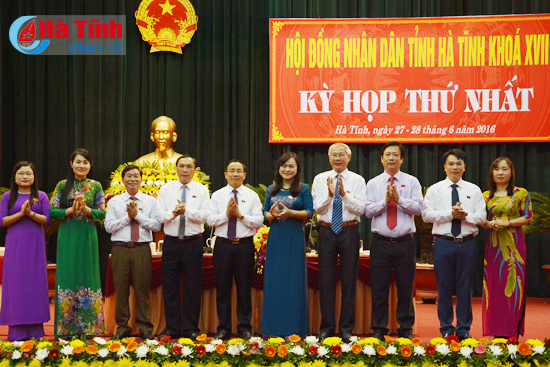 Thường trực, các Ban và Văn phòng HĐND tỉnh Hà Tĩnh khóa XVII nhận nhiệm vụ