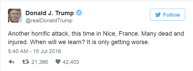 
“Một vụ khủng bố tàn khốc khác, và lần này là ở Nice, Pháp. Nhiều người đã bị chết và bị thương. Khi nào chúng ta mới biết rút kinh nghiệm. Mọi thứ chỉ đang ngày càng tồi tệ hơn” – Donald Trump viết trên tài khoản Twitter của mình.

