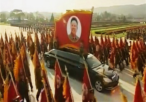 Triều Tiên 'trưng' siêu xe triệu đô trên truyền hình