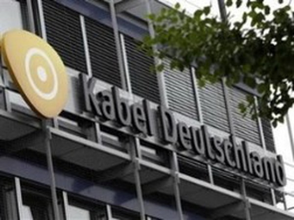 Vodafone mua lại hãng truyền hình cáp lớn nhất Đức