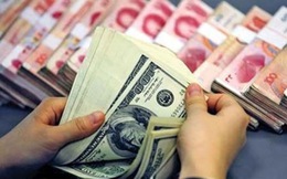 Việt Nam quá lệ thuộc vào đồng USD?